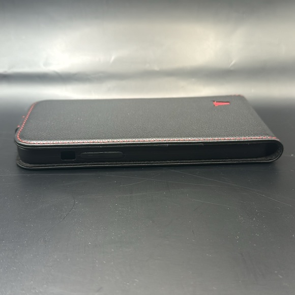 EUC- TORRO Leather Flip Case Compatible with iPhone 14/15 Pro Max - Picture 4 of 14